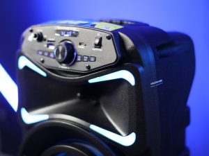 o que é uma caixa de som amplificada