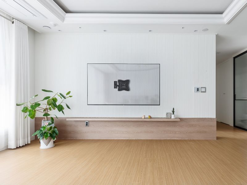 como fixar suporte de TV em painel de madeira dicas