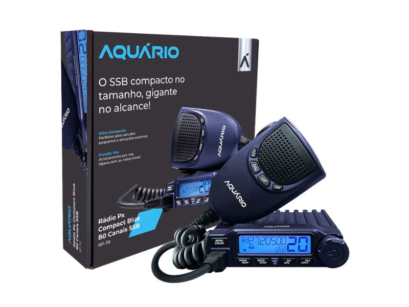 Rádio PX Aquário RP-70 compacto com 80 canais SSB, acompanhado de microfones e embalagem do produto, sobre fundo branco.